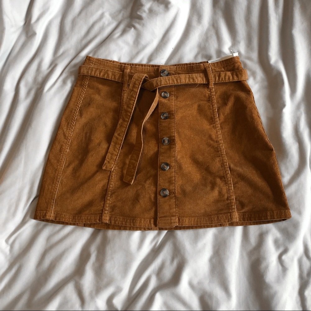 Hi-rise A line skirt